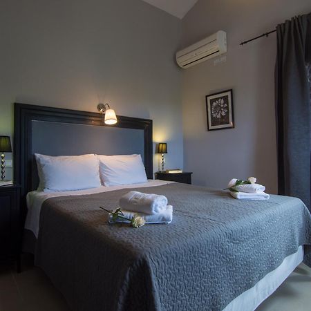Villa Elaia Suites & Apartments No.1 ไกออส ภายนอก รูปภาพ