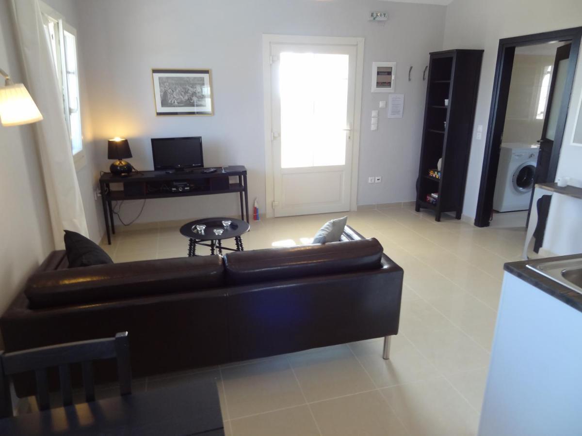Villa Elaia Suites & Apartments No.1 ไกออส ภายนอก รูปภาพ