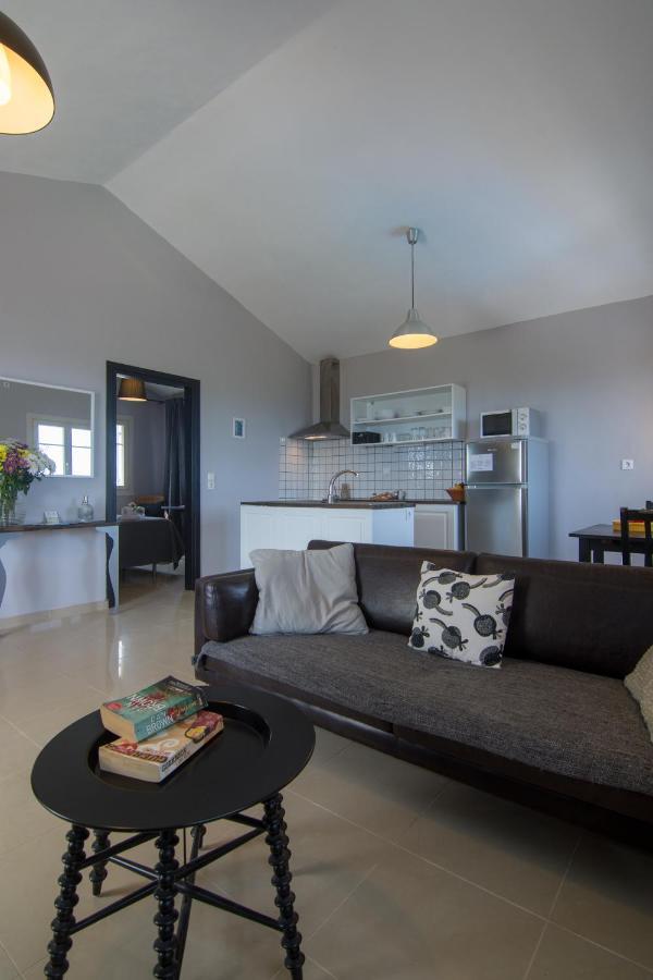 Villa Elaia Suites & Apartments No.1 ไกออส ภายนอก รูปภาพ
